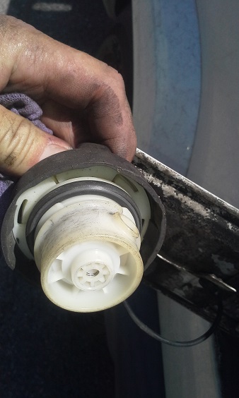 Nissan Rogue Gas Cap P0442